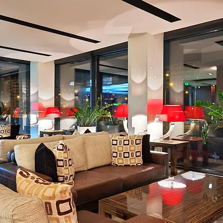 Cubix Hotel 4*